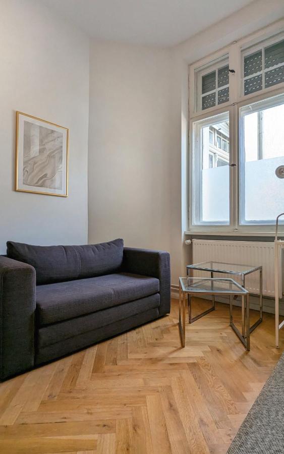 Central, Cozy, Designed 1-br At Akazienkiez Appartement