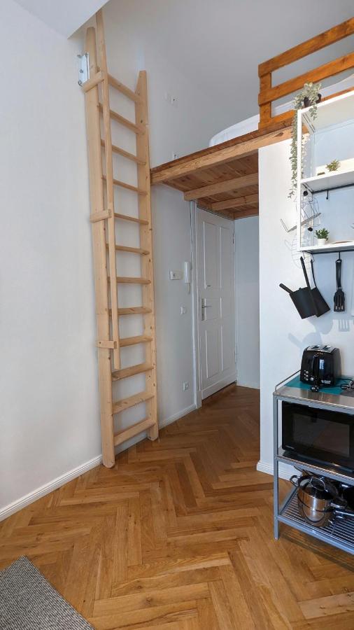 Appartement Central, Cozy, Designed 1-br At Akazienkiez *