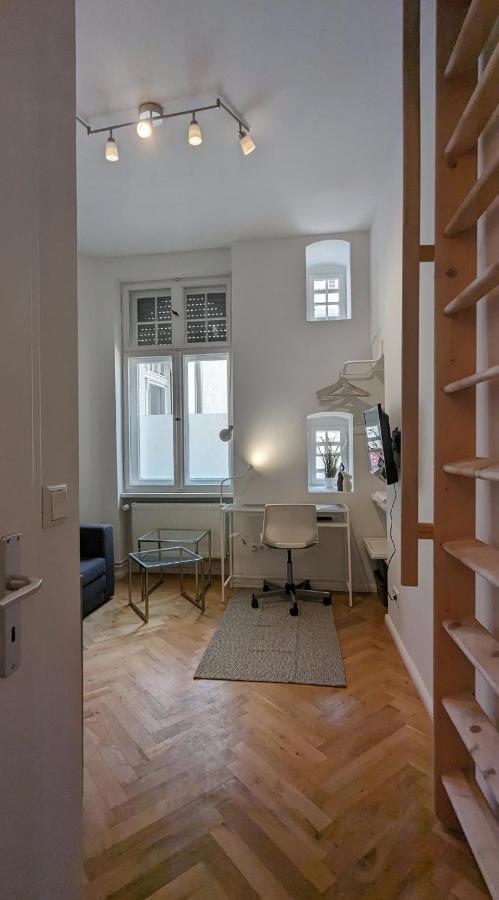 Appartement Central, Cozy, Designed 1-br At Akazienkiez