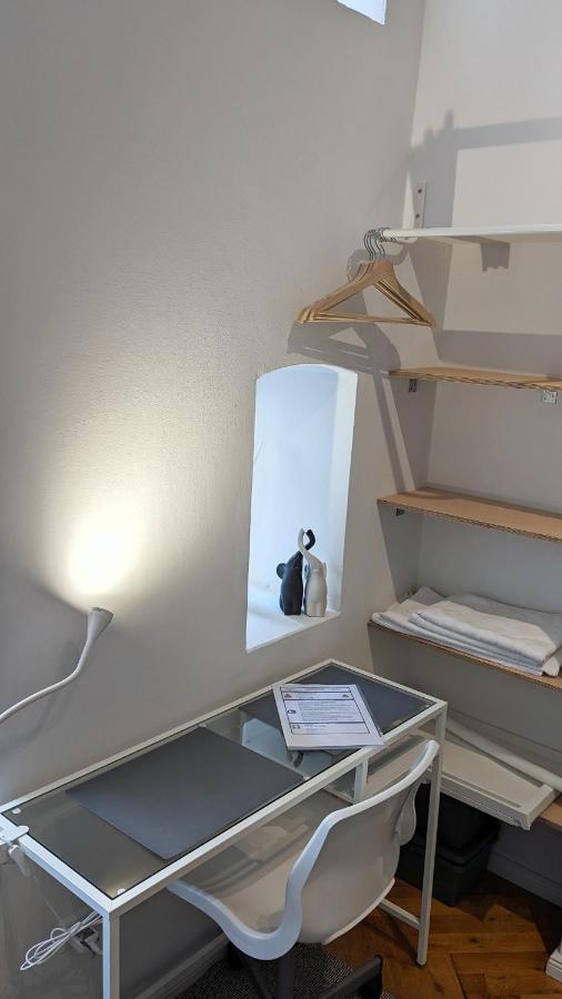Central, Cozy, Designed 1-br At Akazienkiez * Berlijn